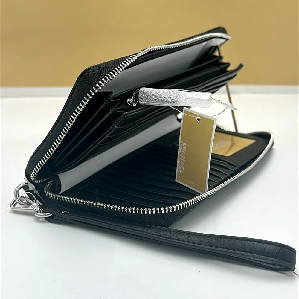 MICHAEL KORS Continental Wristlet Phone Case Wallet Black  NWT